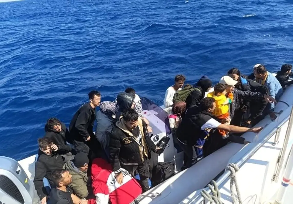 didimde 26 duzensiz gocmen kurtarildi uHSDmBSw