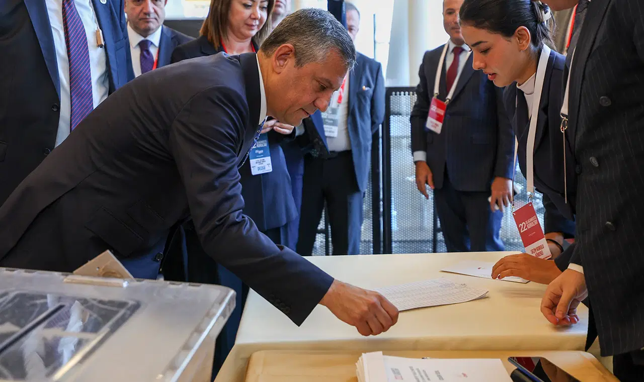 pm ve ydk secimleri sonuclandi iste ozgur ozelin listesindeki isimler DJ3m7wky