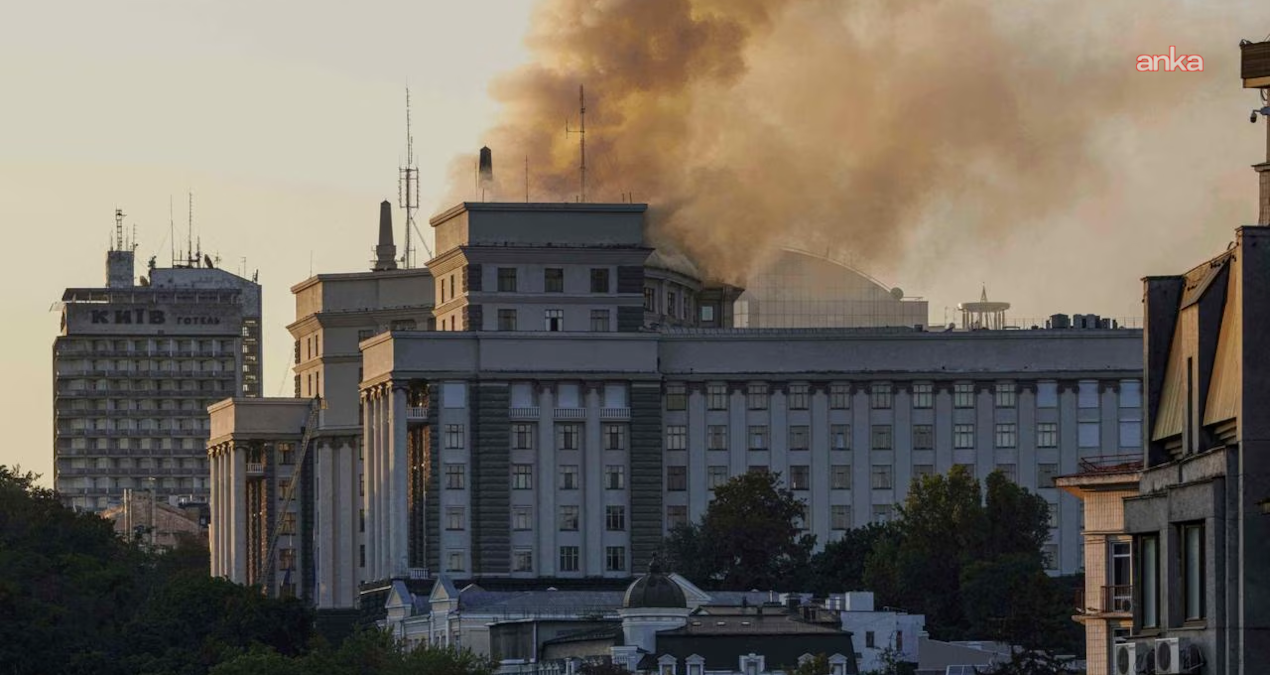rusyanin kieve saldirilarinda bir ilk bakanlar kurulu binasi hedef alindi XRj2JySO