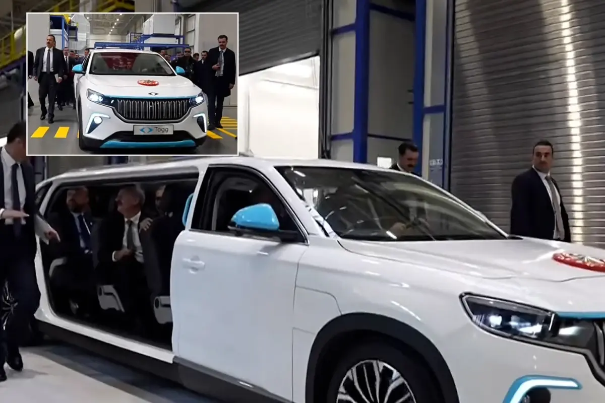 ilk kez gorucuye cikti cumhurbaskani erdogan altay tanki torenine limuzin toggla geldi 8klOHxVO.jpg