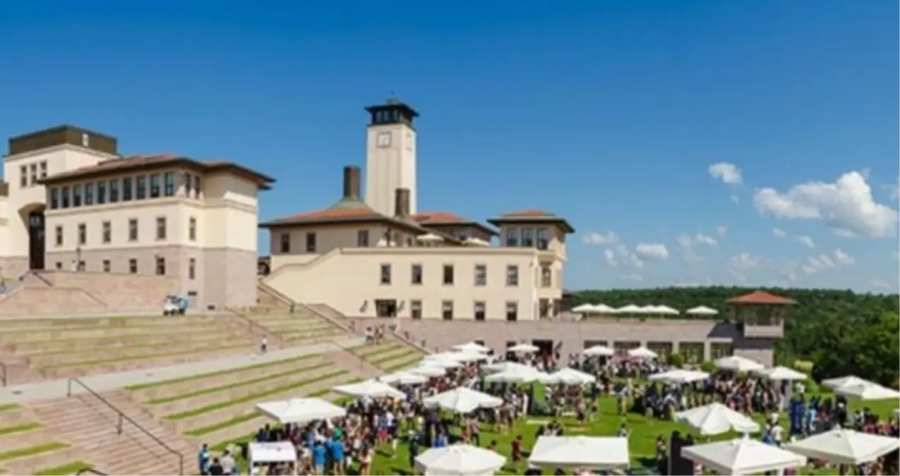 koc universitesi kac puanla aliyor 2025 koc universitesine girebilmek icin kac siralama yapmak gerekiyor IU1Xij5i