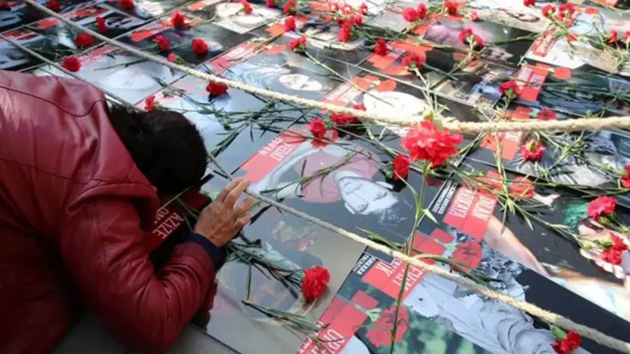 sol partiden 10 ekim gar katliami aciklamasi bu karanligi yenecegiz R2NzTaTW