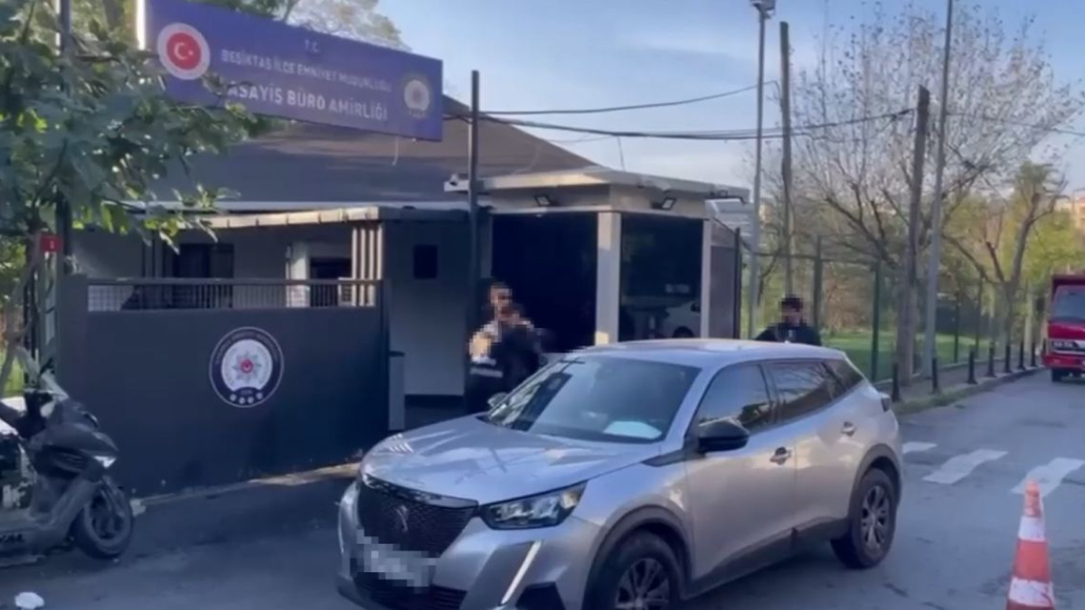 istanbulda durumcuye intikam saldirisi duzenleyen 17 yasindaki supheli tutuklandi haT8FkJv.jpg